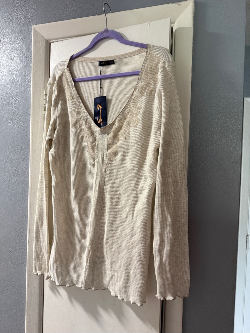 Seven7 Cream Ribbed V-Neck Long Sleeve Top